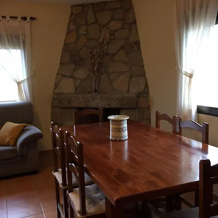 Dom wakacyjny Fuentecillas Becedas